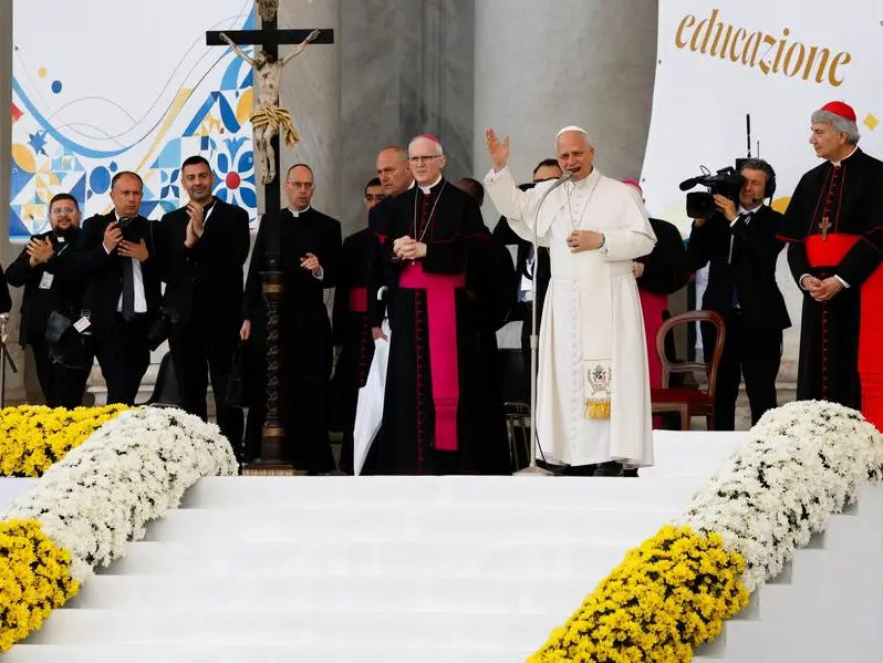 «Viva Napoli». Il Papa affida la città alla Madonna con la preghiera composta dal cardinale Battaglia