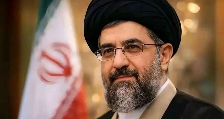 Iran: A Khamenei succede il figlio Mojtaba. Chi è e cosa succede ora