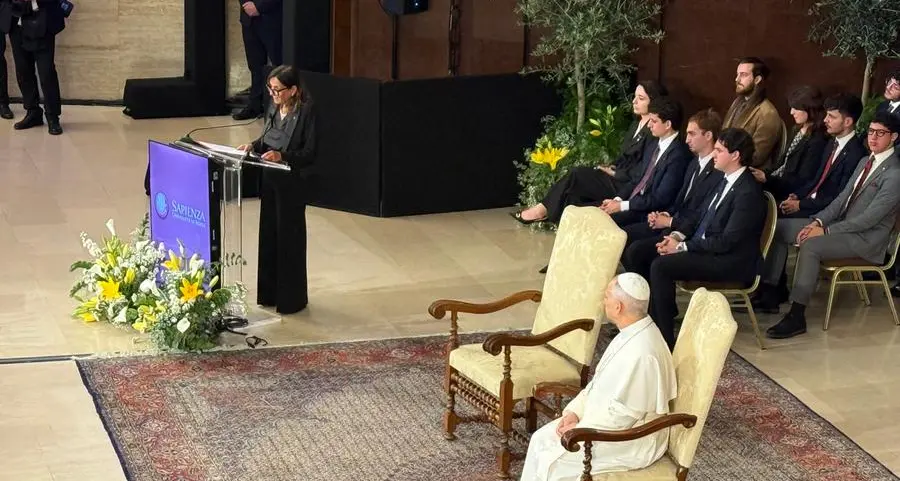 Papa Leone alla Sapienza: «Si investe in armi invece che in educazione e salute»