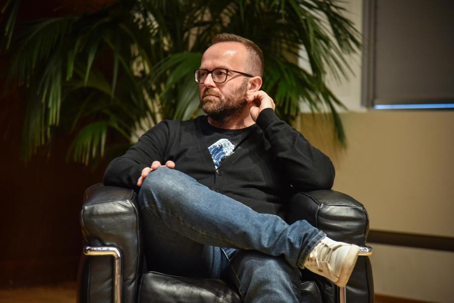 Enrico Galiano on The Betrothed: «He still knows how to speak to today’s kids. Their favorite character is the impulsive Renzo”