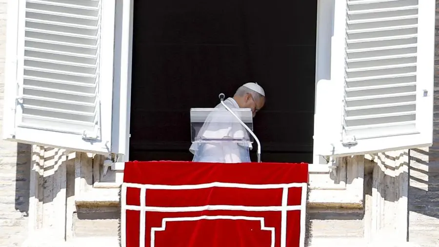 Papa Leone ci ha parlato con semplicità e trasparenza della sua salute. Noi gli rispondiamo con la preghiera