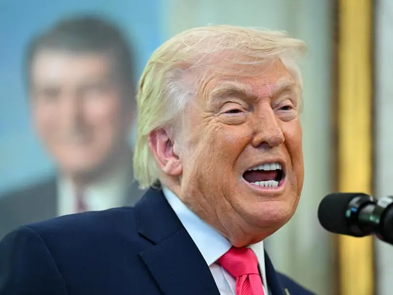 Donald Trump, il presidente che si crede imperatore