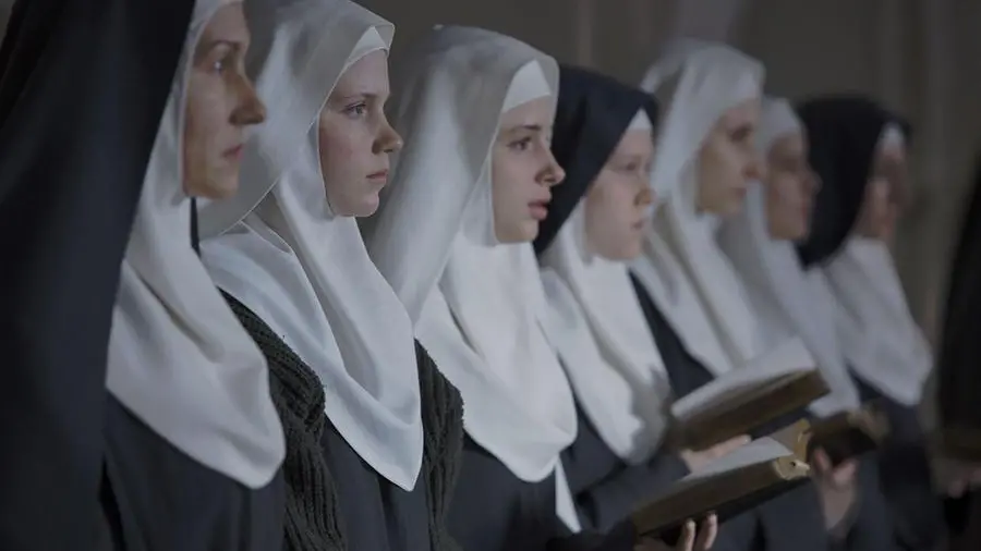 Stasera su Cielo il film \"Agnus Dei\", ispirato alla vera storia di 25 suore polacche brutalmente violentate dai soldati dell'Armata rossa durante la seconda guerra mondiale