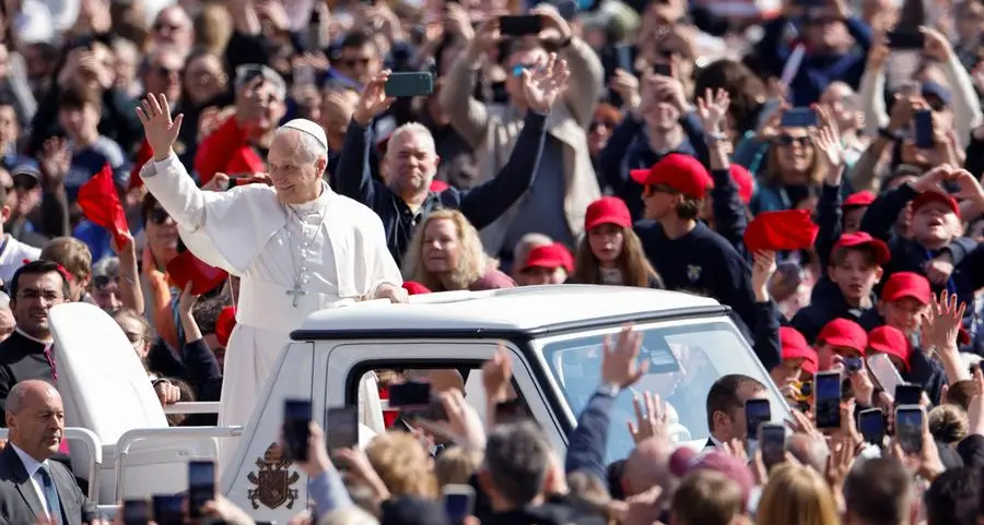 Papa Leone: «La Chiesa gerarchica è a servizio dell’unità e della carità»