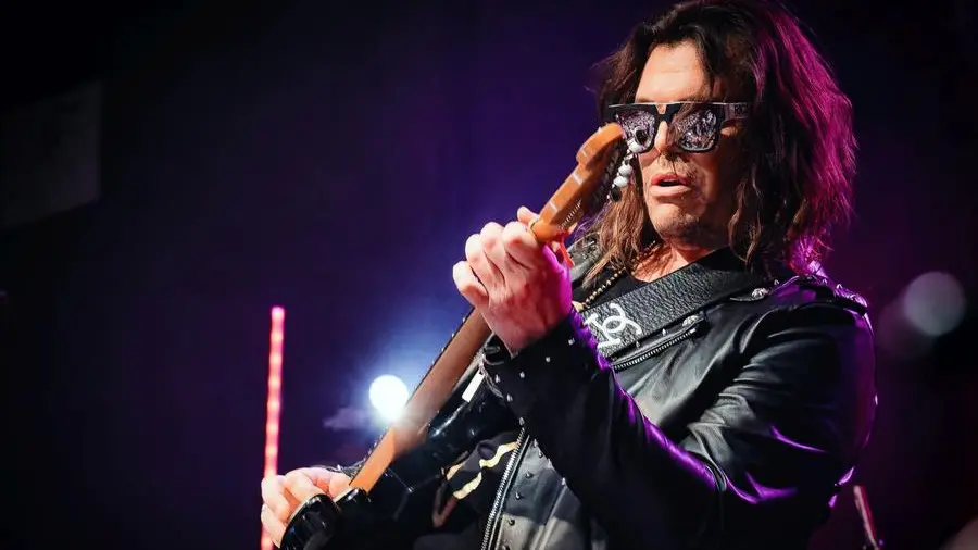 Il Falco a metà Gianluca Grignani torna a Sanremo: «Un’amica d’infanzia è tornata a trovarmi e mi ha salvato»