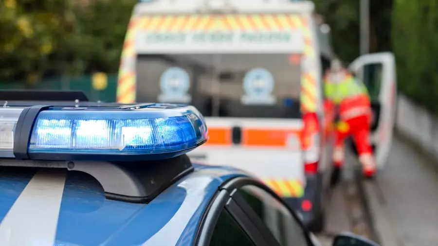 Due suicidi a Roma: quei figli stanchi e soli e il loro silenzio che non sappiamo ascoltare