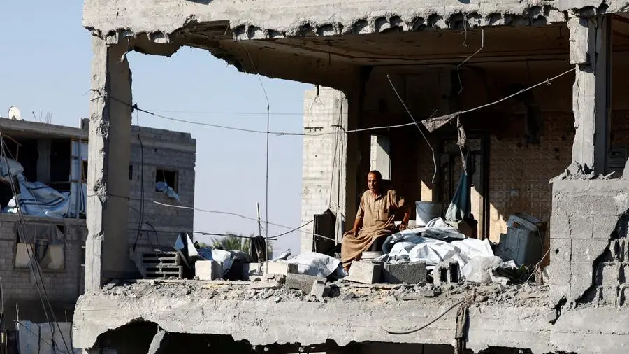 A Gaza il muro costruito da Israele avanza e rischia di diventare un confine permanente che divide in due la Striscia