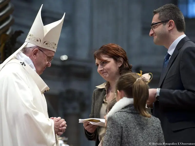 Amoris laetitia, dieci anni dopo: la forza delle famiglie reali