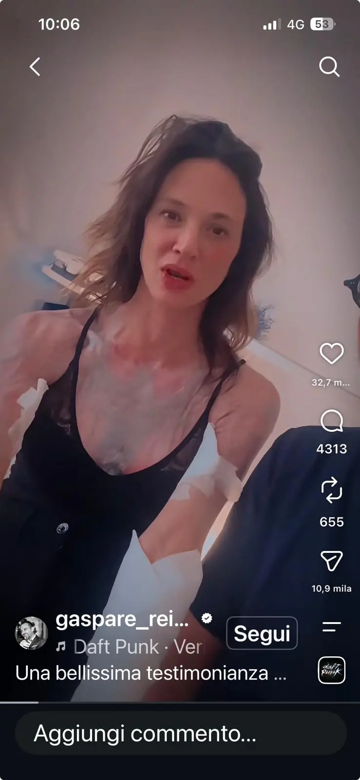 Uno screenshot del videomessaggio di Asia Argento.