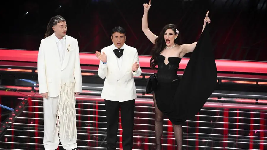 Monsignor Staglianò: «Sanremo 2026 manda in soffitta l’amore liquido»