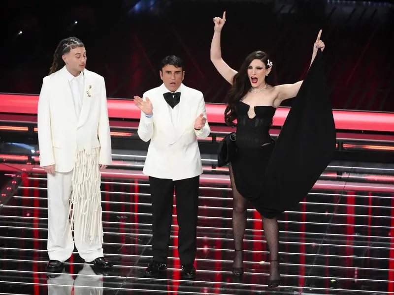 Monsignor Staglianò: «Sanremo 2026 manda in soffitta l’amore liquido»