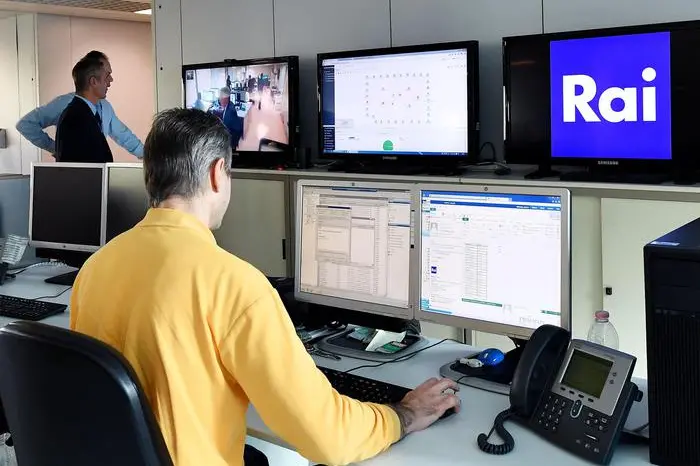 E' il Centro di Produzione Rai che ha fatto crescere - con programmi storici come Melevisione e Fantabosco - generazioni di bambini oggi diventati genitori. Da Torino la Rai rilancia il progetto 'Porte Aperte' che si propone di far incontrare bambini e giovani con i professionisti del mondo tv, radio, web e di offrire possibilità di alternanza scuola-lavoro e stage anche a livello universitario, 18 ottobre 2017. ANSA/ALESSANDRO DI MARCO