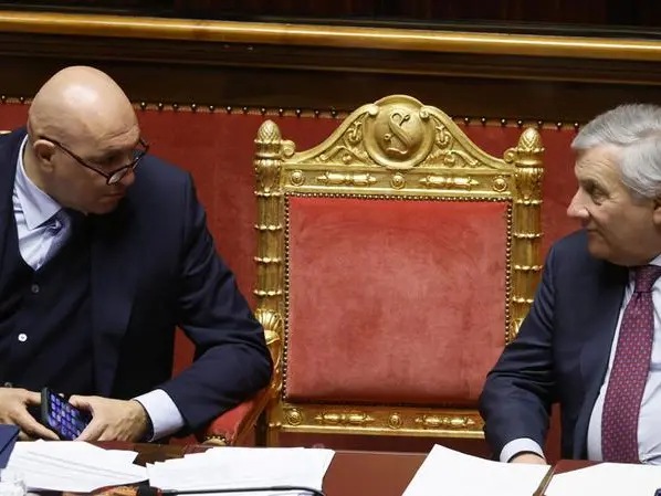 Crisi Iran, Tajani alla Camera: «L’Italia non è in guerra con nessuno»