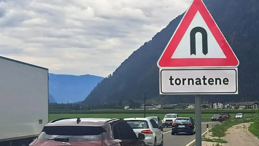 Overtourism, dal mare alla montagna, un fenomeno che ci riguarda tutti