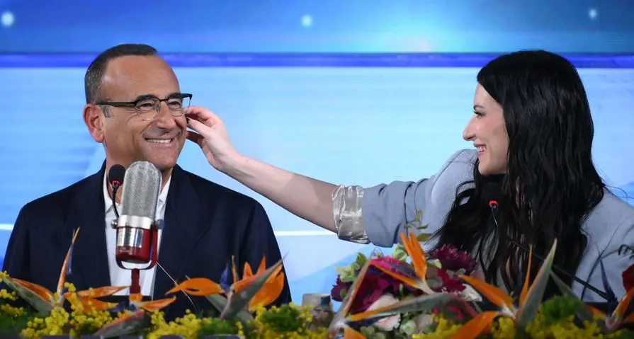 Sanremo, Laura Pausini si prenota per il dopo Carlo Conti: «Avevo anche paura di fare la conduttrice e invece…»