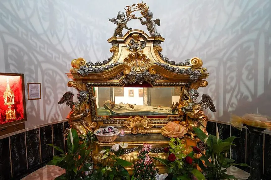 L'urna con le spoglie mortali di Santa Rosa da Viterbo