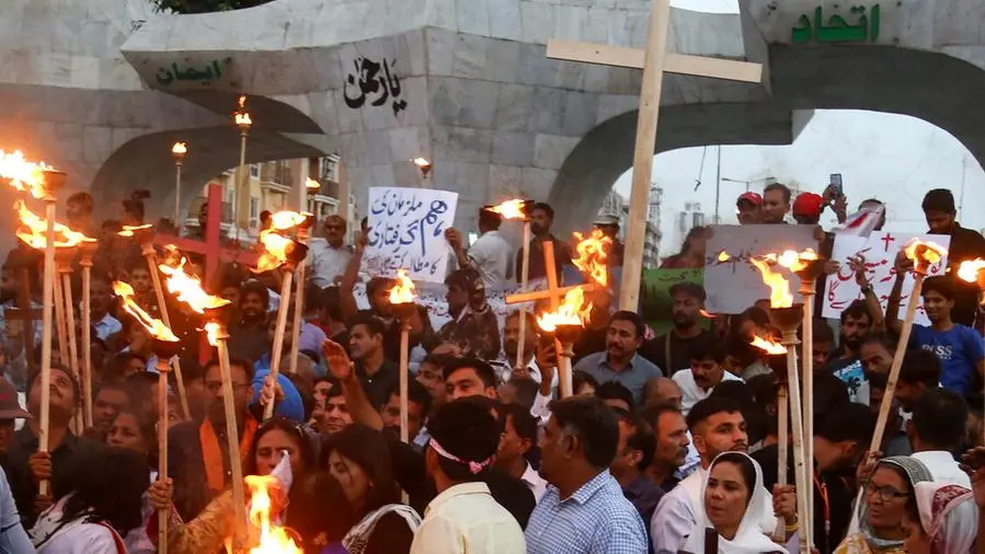 Pakistan, quando l'Islam protegge i cristiani perseguitati dalla folla assetata di sangue