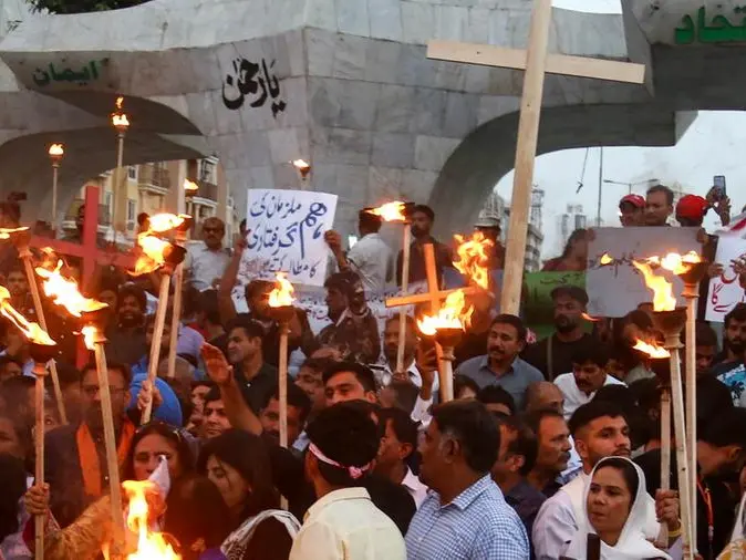 Pakistan, quando l'Islam protegge i cristiani perseguitati dalla folla assetata di sangue