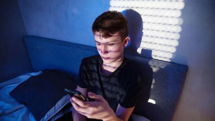 Social e minori: la proposta di un patentino digitale alla Meloni. Zoppi: «Più connessione umana e meno collegamenti asettici»