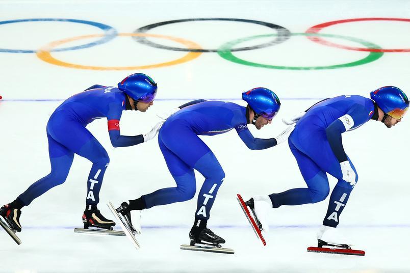 Ice emigrants mine gold nuggets Ice emigrants mine gold nuggets