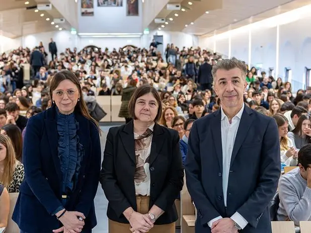 Generazione Z, amore o controllo? I dati sulla violenza nelle relazioni