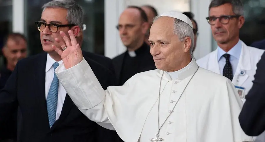 Salute Papa. Leone dimesso. Il Pontefice torna in Vaticano