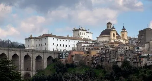 Bibbia, silenzio, natura: l'oasi di pace sul lago