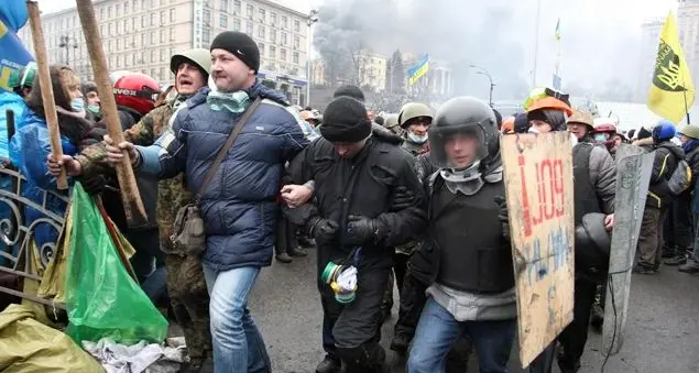 Inferno in Ucraina, l'incubo della guerra civile