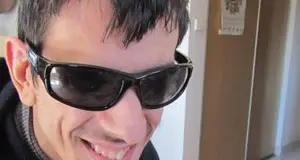 Dario, lo studente cieco che ama leggere