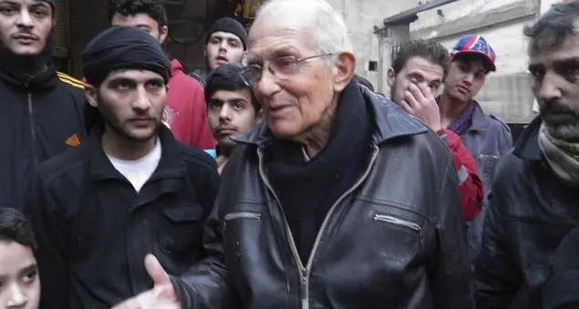 Frans e i suoi confratelli: i gesuiti sulla linea di fuoco