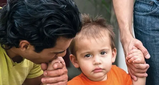 Quel velo di ipocrisia che confonde l’idea di famiglia