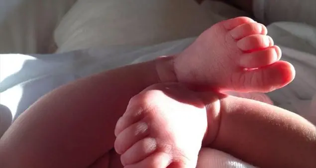 La testimonianza: «Resisto alla tentazione di mostrare mia figlia ai miei amici»