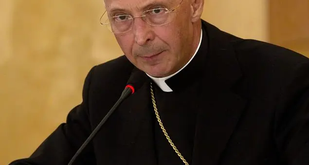 «La famiglia ha una sola identità; attenti alle confusioni»