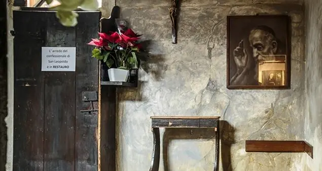 Il mondo nel confessionale