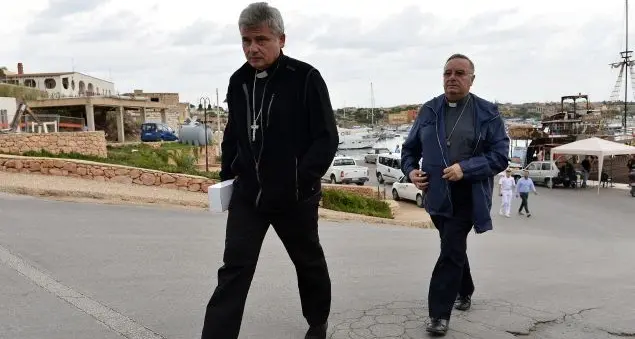 L'uomo che aiuta i poveri per conto del Papa