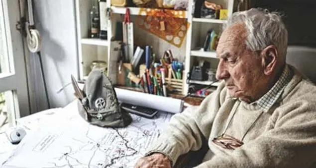 \"Via dall’inferno con un santo in spalla\"