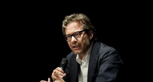 Recalcati: il bravo prof ti fa innamorare