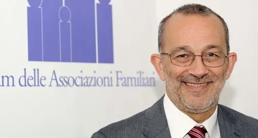 Belletti: \"I sindaci dovrebbero insegnare il rispetto della legalità\"