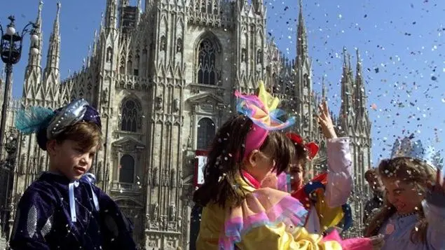 Perché Milano festeggia il carnevale più tardi? Rito Ambrosiano tra storia e leggenda