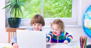 Scuola, ritorno sui banchi sognando i libri digitali