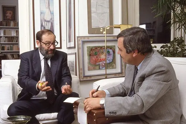 Umberto Eco con Vittorio Messori durante l\\'intervista