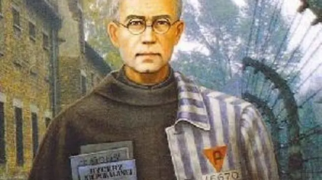 San Massimiliano Kolbe, il martire che con il suo sacrificio rese meno disumano l’inferno di Auschwitz