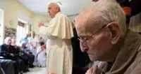«Papa Francesco, hai dimenticato noi anziani!»
