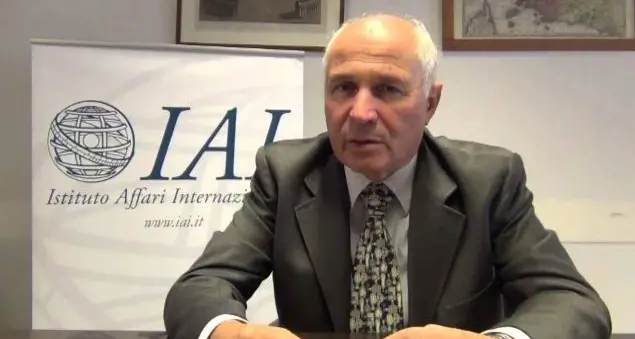 Il generale Camporini: ecco perché i bombardamenti in Libia sono utili