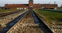 Auschwitz, il Giubileo dei giovani nel campo dell'orrore