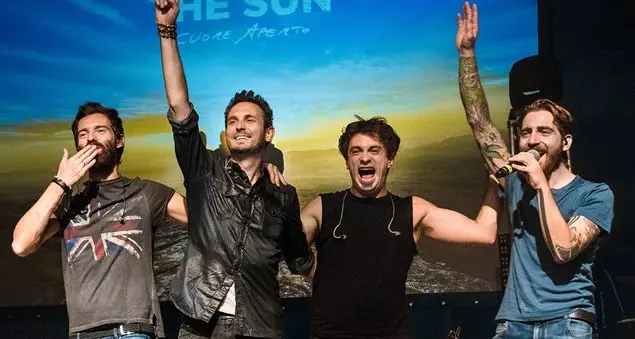 Gmg, i The Sun cantano davanti al Papa