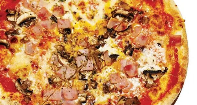 Pizza Capricciosa (dello chef Domenico De Luca, pizzeria Pellone di Napoli)