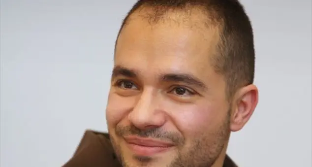 Musicoterapia con Frate Alessandro; «La musica porta la firma di Dio»