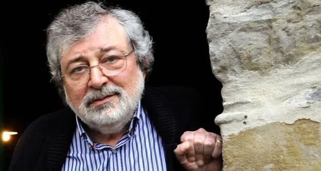 Guccini non canta ma fa ancora sold out