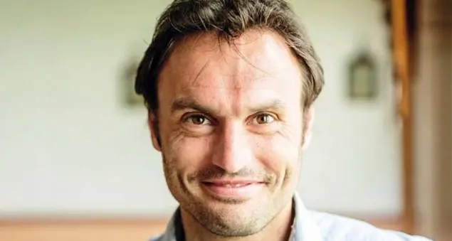 Don Marco Pozza: «Un modo per entrare in cella con il detenuto»